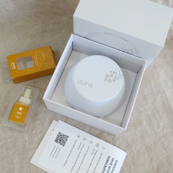 PURA Diffuser Plug In with One Fragrance Pumpkin Dulce - New Open Box - Picture 1 of 6